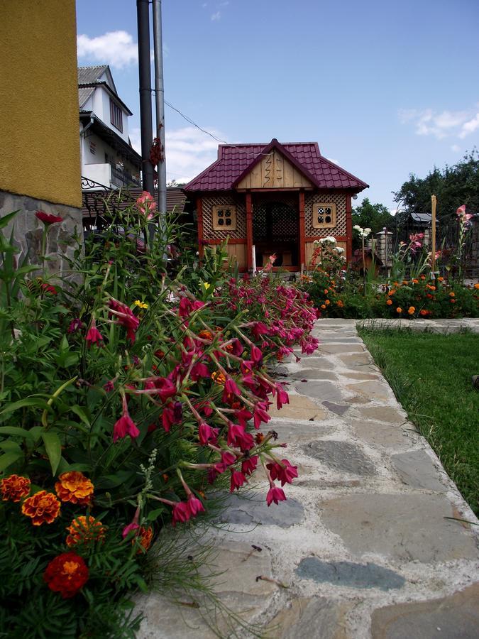 Guest House U Myrona Yaremche Luaran gambar