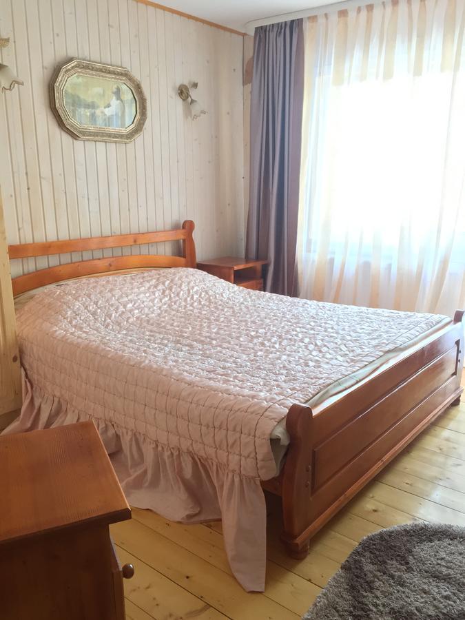 Guest House U Myrona Yaremche Luaran gambar