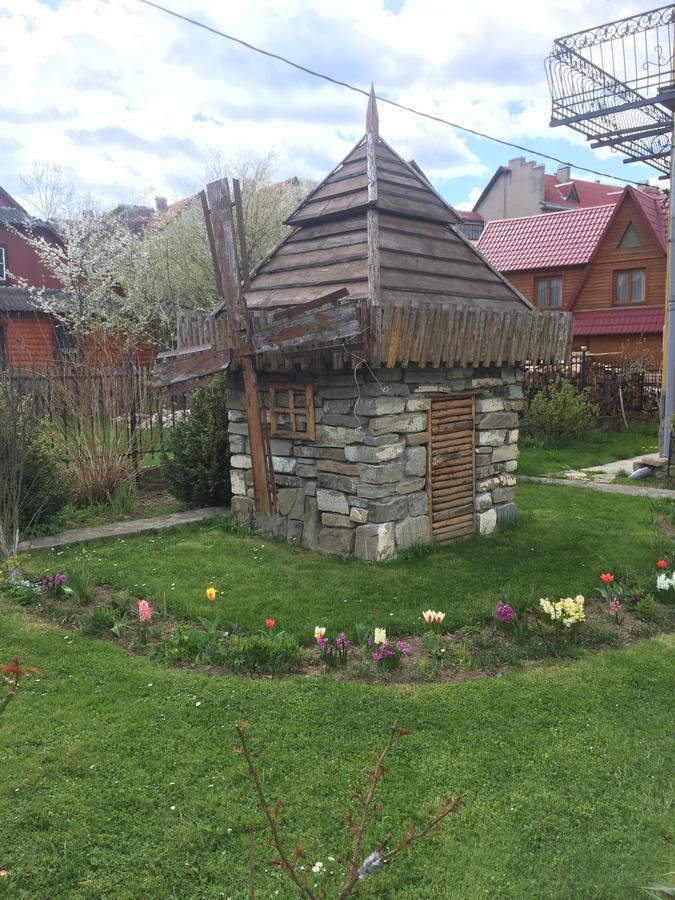 Guest House U Myrona Yaremche Luaran gambar